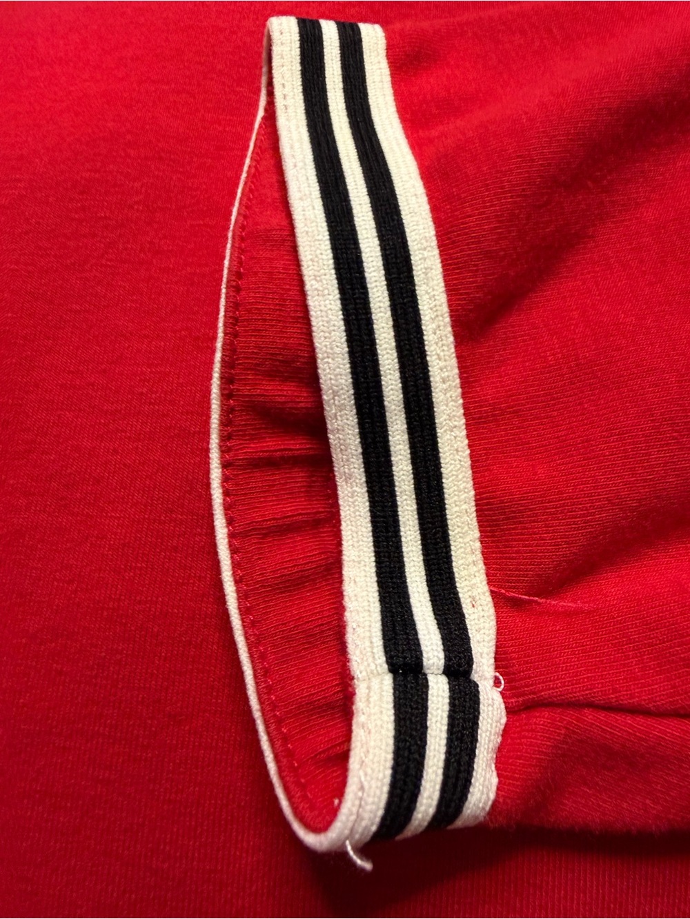 Lauren Ralph Lauren Red Boat Neck Short Sleeve Tee with Striped Cuffs - Large - Picture 7 of 9